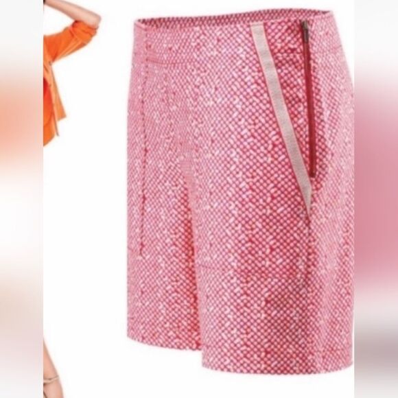 Cabi pink orange purple and white dot print side zip picnic shorts size 2 - Picture 2 of 5